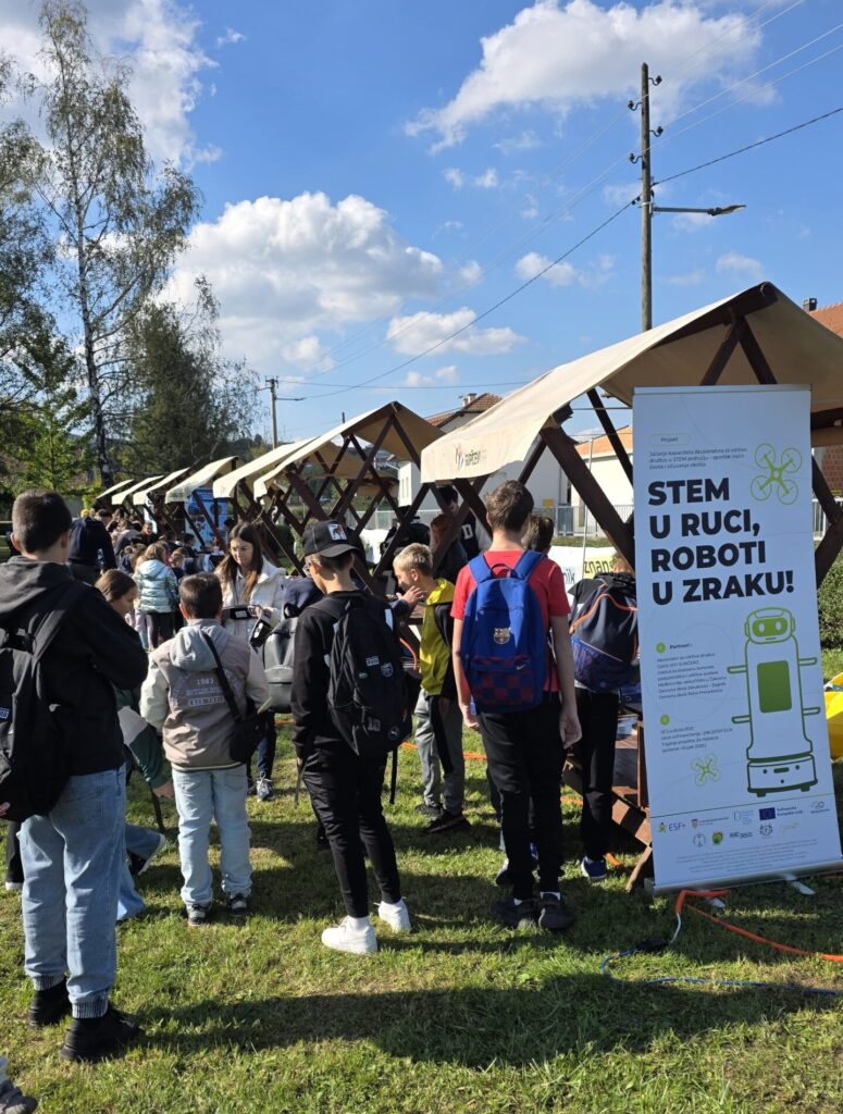 4.1 Akt. Sudjelovanje ACC-a na Znanstvenom pikniku! 4.1 Akt. Sudjelovanje ACC-a na Znanstvenom pikniku!